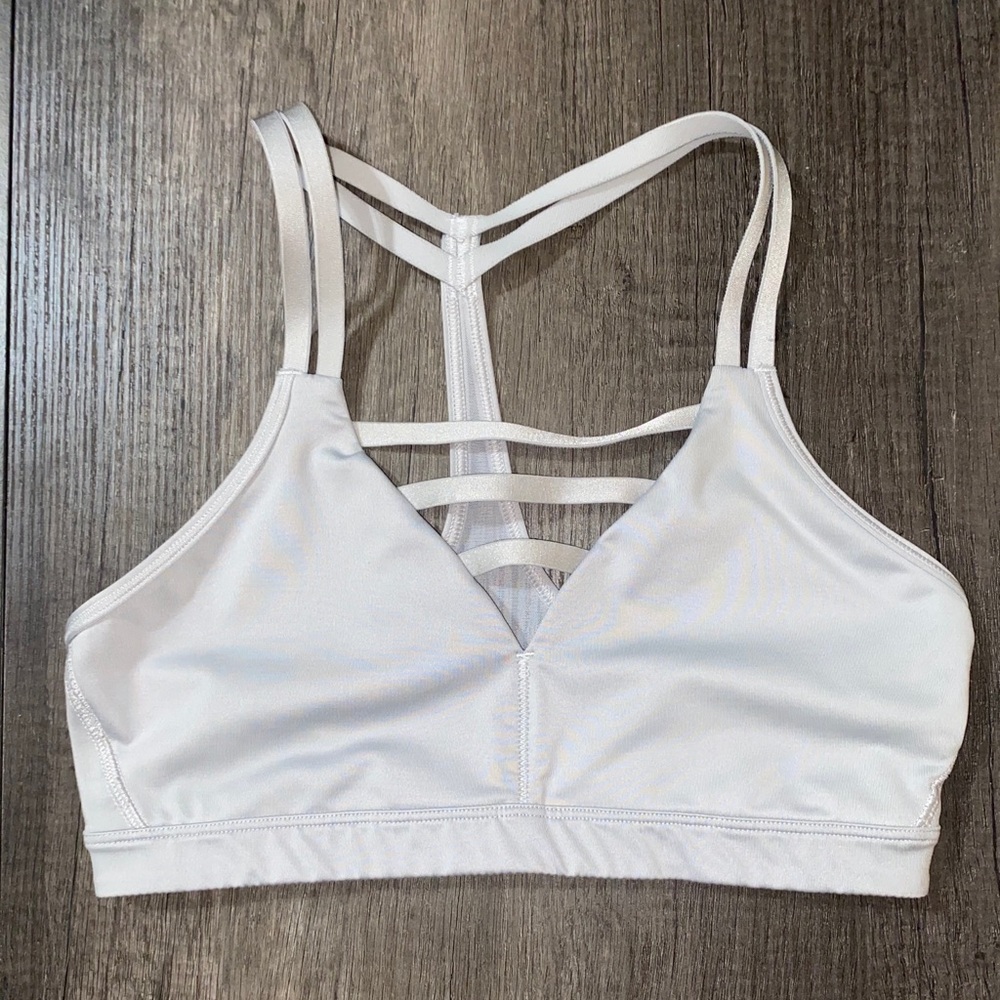 Victoria Secret sports bra🤍